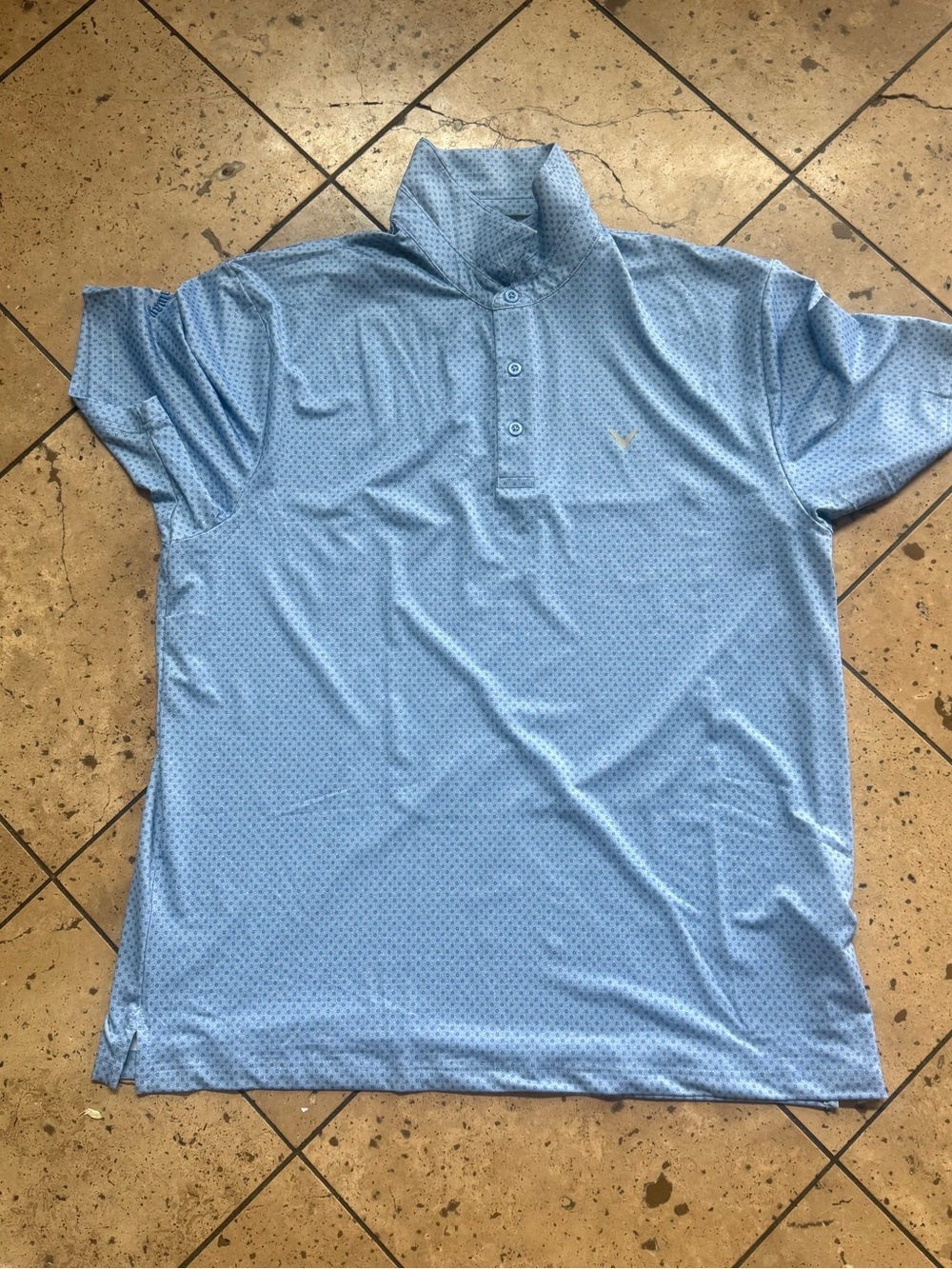 Callaway Light Blue Men’s Golf Polo with Subtle Dot Pattern